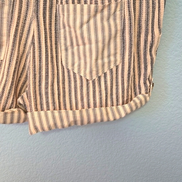 FP ONE Harriet Striped Shorts Sz Large Cuffs Pockets Boho Chic - Picture 10 of 15